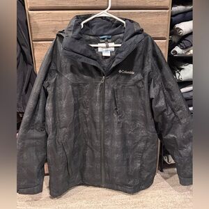 Columbia Men’s Black Hooded Waterproof Omni-Tech Jacket